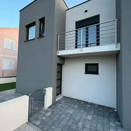 Villa Doli Vrsi