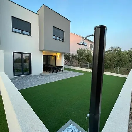 Villa Doli *
