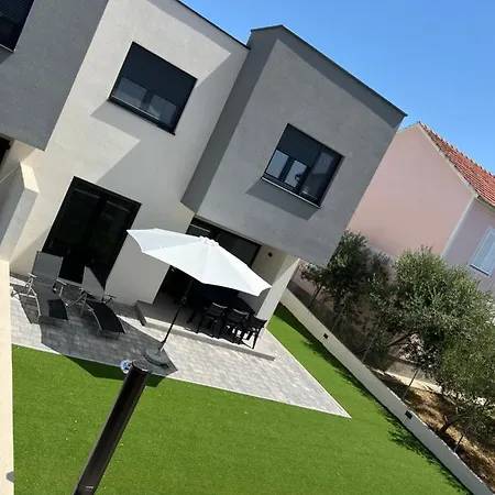 Doli Villa Vrsi